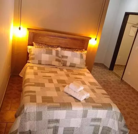 ユースホステル Villa Das Palmeiras Chalés & Camping