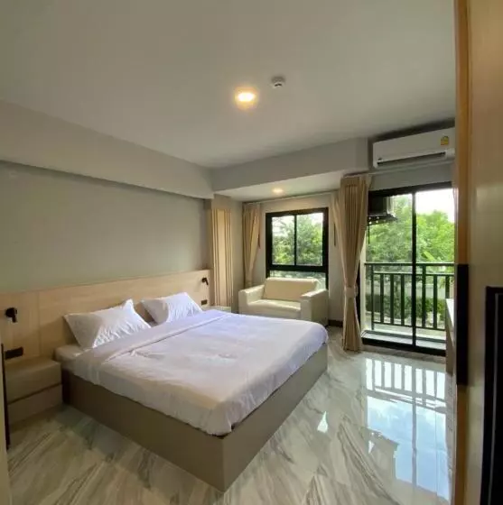 Baan Thanakul Residences