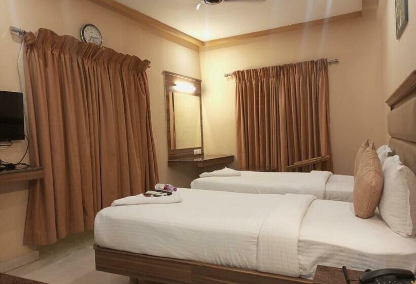 בית מלון כפרי Bairav Grand Madurai