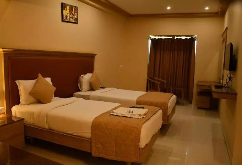 ホテル Bairav Grand Madurai