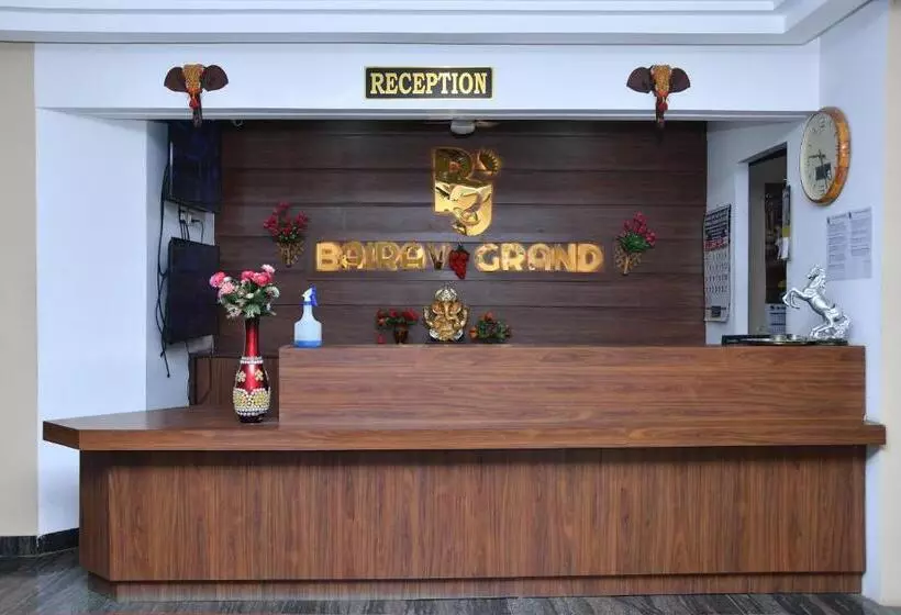 ホテル Bairav Grand Madurai