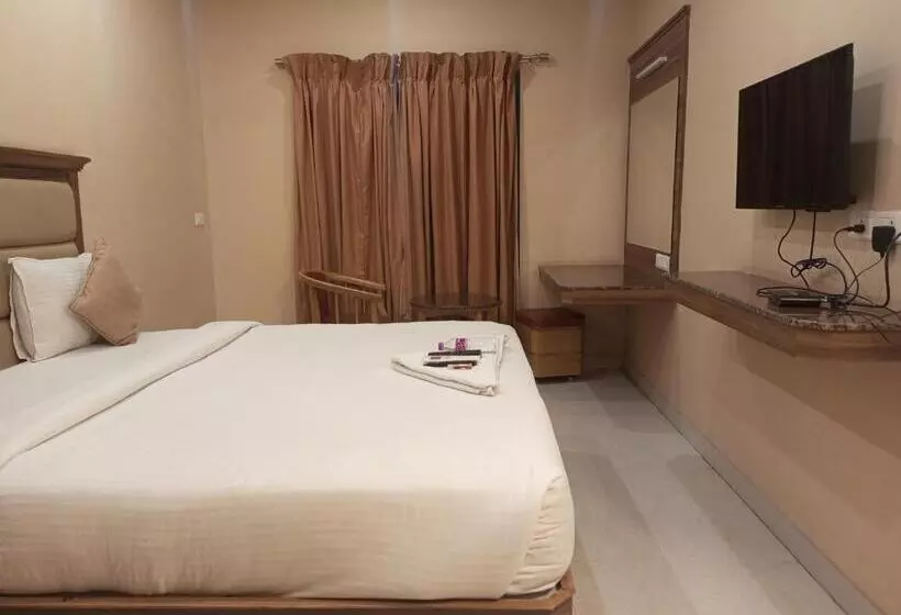 ホテル Bairav Grand Madurai