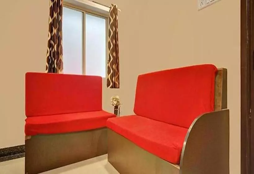 هتل Fabexpress Joel Inn   Nr St Thomas Mount Church & Grand Mall & Phoenix Marketcity Chennai