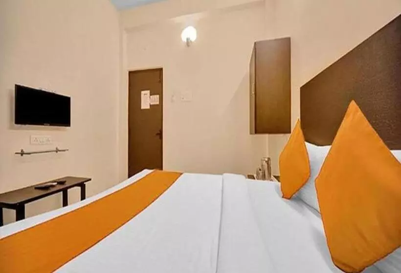 هتل Fabexpress Joel Inn   Nr St Thomas Mount Church & Grand Mall & Phoenix Marketcity Chennai