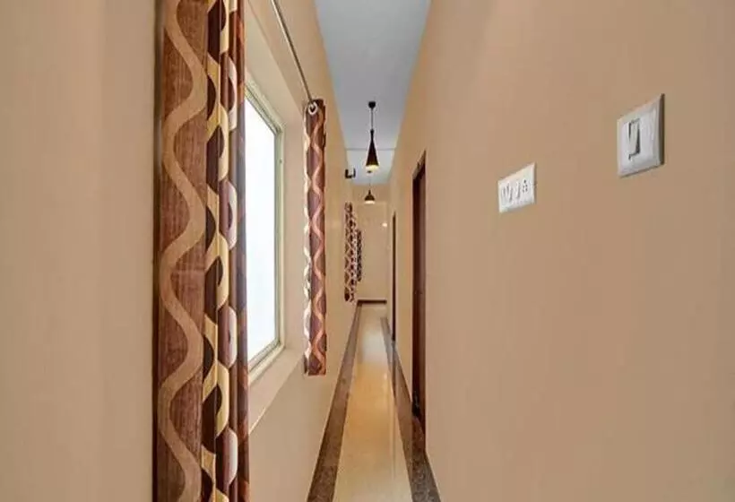 هتل Fabexpress Joel Inn   Nr St Thomas Mount Church & Grand Mall & Phoenix Marketcity Chennai