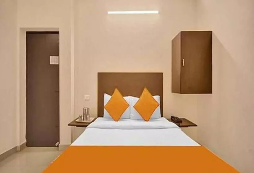 هتل Fabexpress Joel Inn   Nr St Thomas Mount Church & Grand Mall & Phoenix Marketcity Chennai