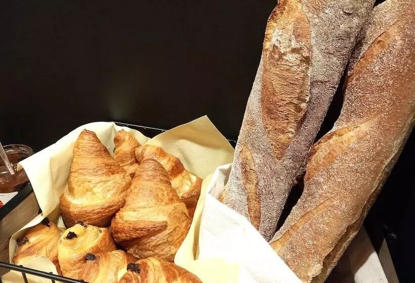 Hotelli Intense Boutik Hôtel