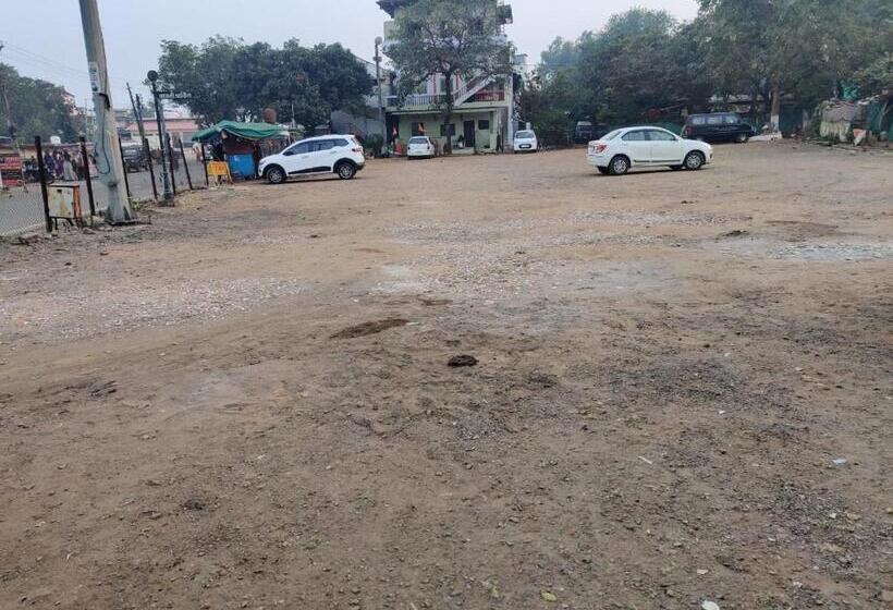 Jain Hotel,pachmarhi