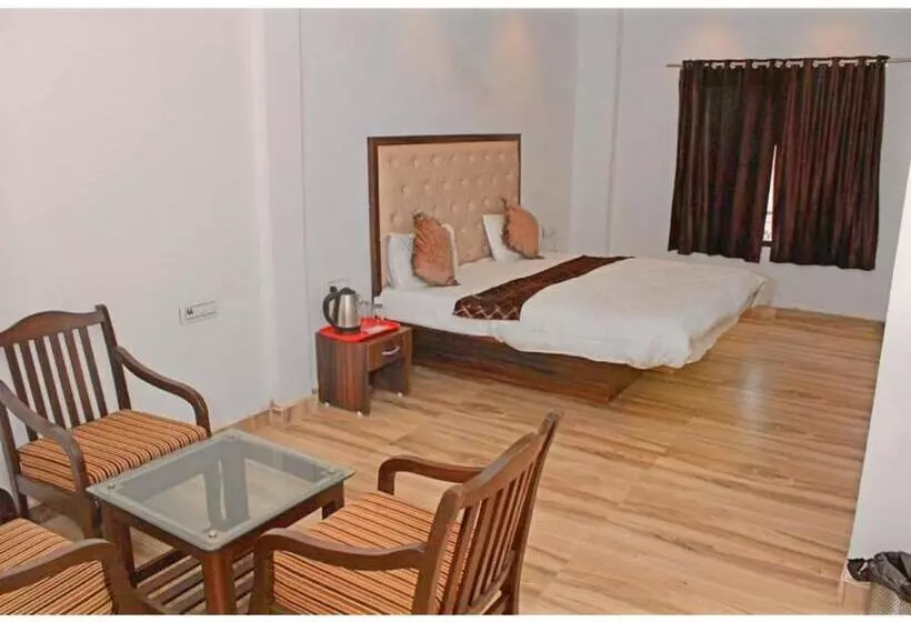 هتل M.a International, Amritsar