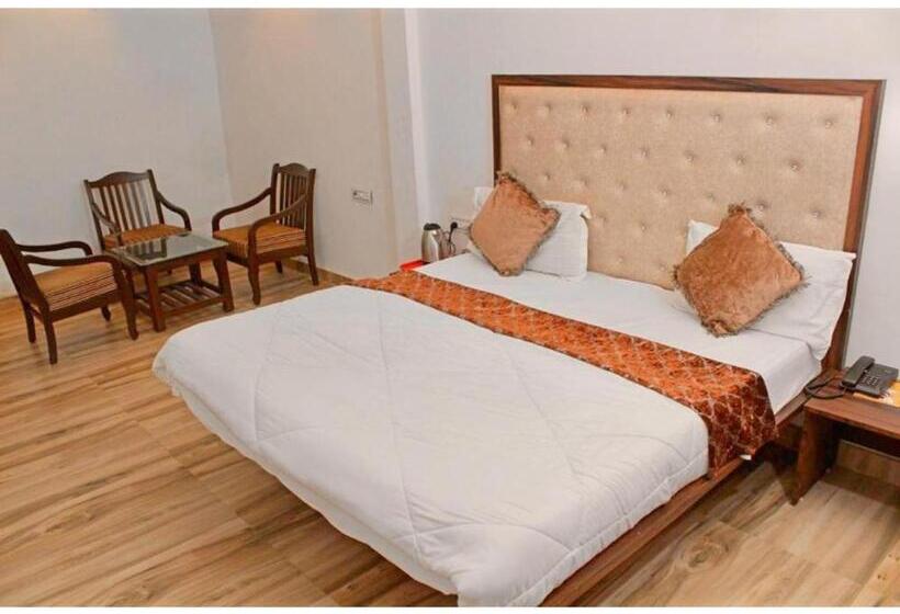 בית מלון כפרי M.a International, Amritsar