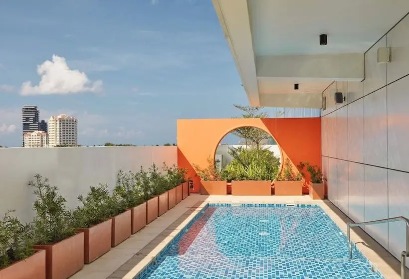 هتل Mercure Mactan Cebu