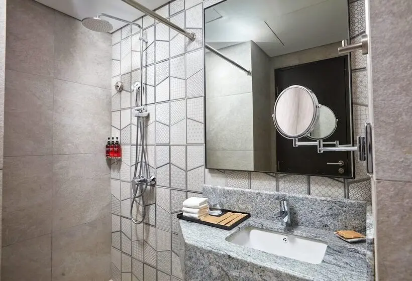 هتل Mercure Mactan Cebu