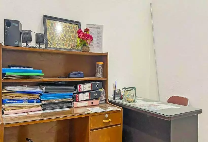 ホテル Oyo 91946  Gajah Mada Indah