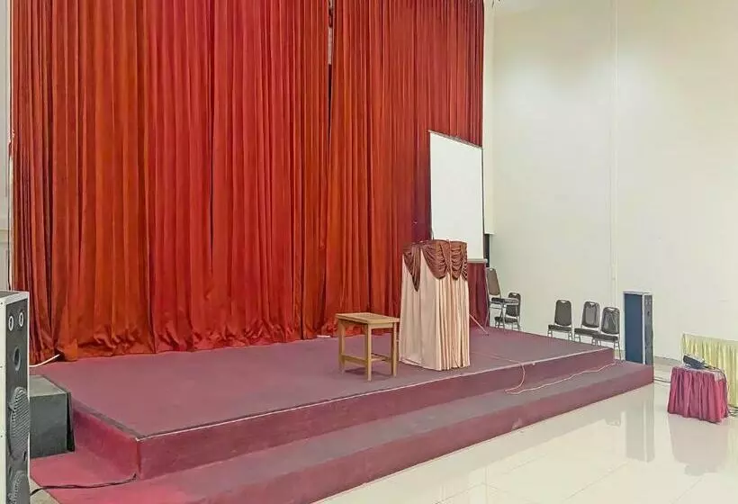 ホテル Oyo 91946  Gajah Mada Indah