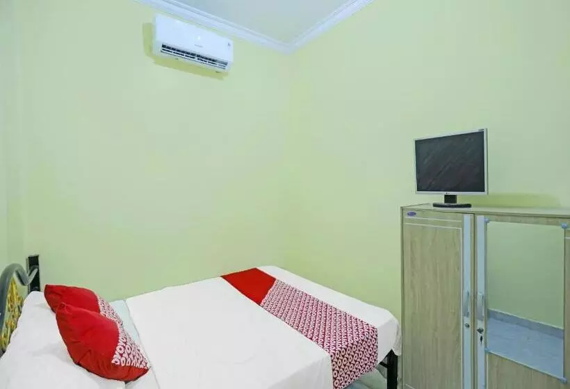 ホテル Oyo 91974 Alfisal Syariah