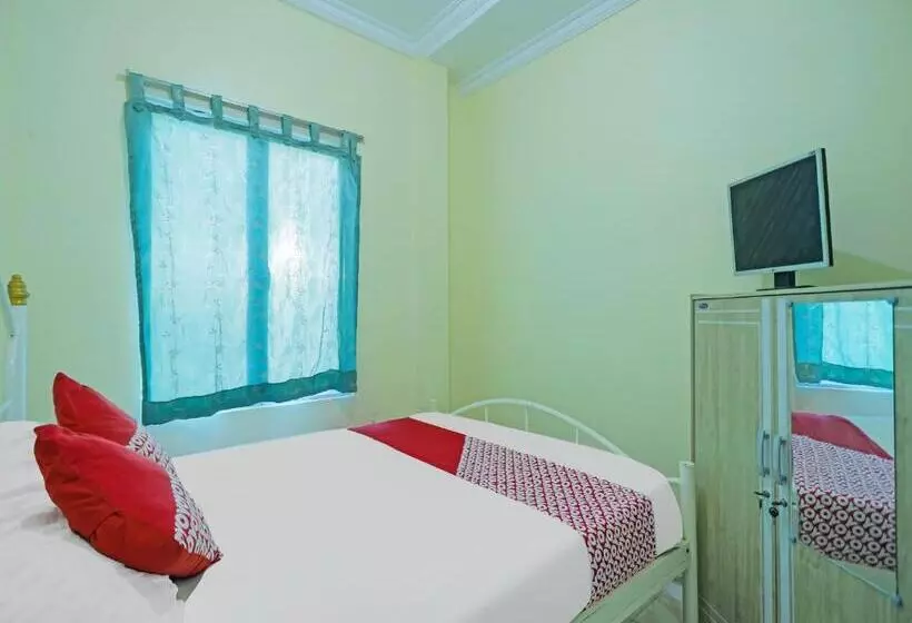 ホテル Oyo 91974 Alfisal Syariah