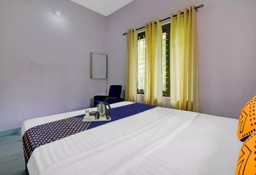 Hotelli Spot On 804461 Shalom Palace Residency