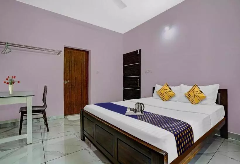 Hotelli Spot On 804461 Shalom Palace Residency