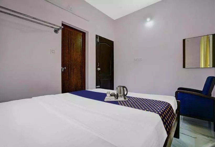 Hotelli Spot On 804461 Shalom Palace Residency