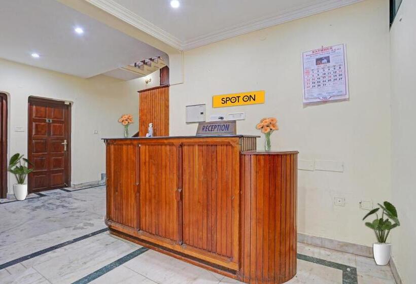 Hotel Spot On Greenland Residency