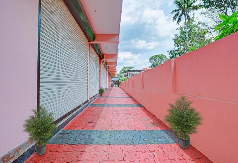 Hotel Spot On Greenland Residency