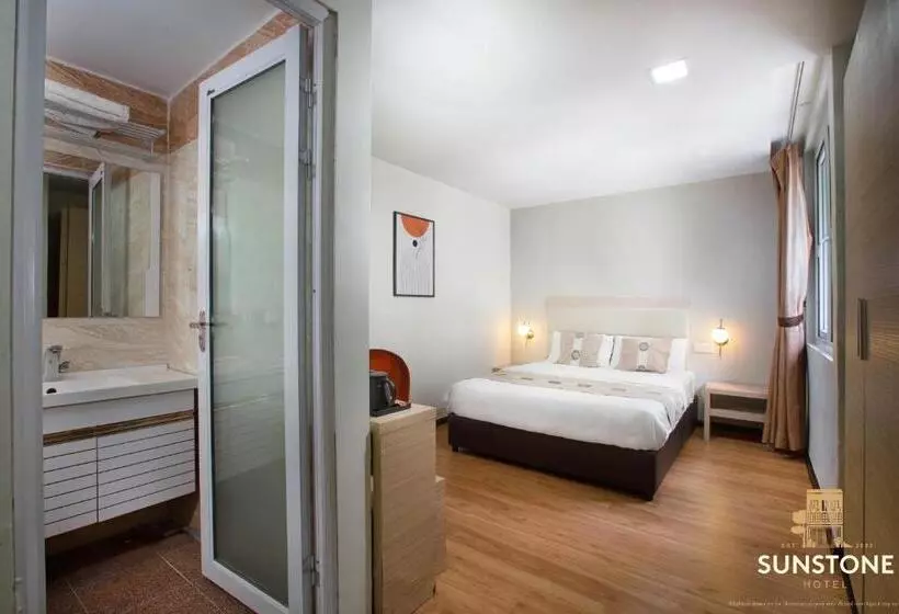 Hotel Sunstone