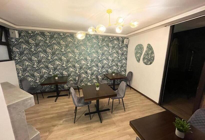 هتل Villas Santander