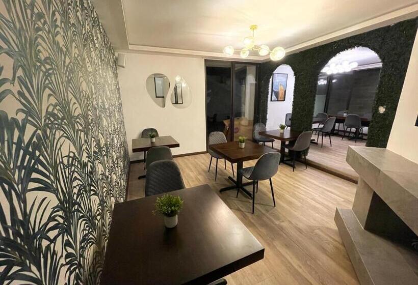 هتل Villas Santander