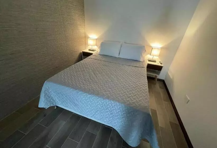 هتل Villas Santander