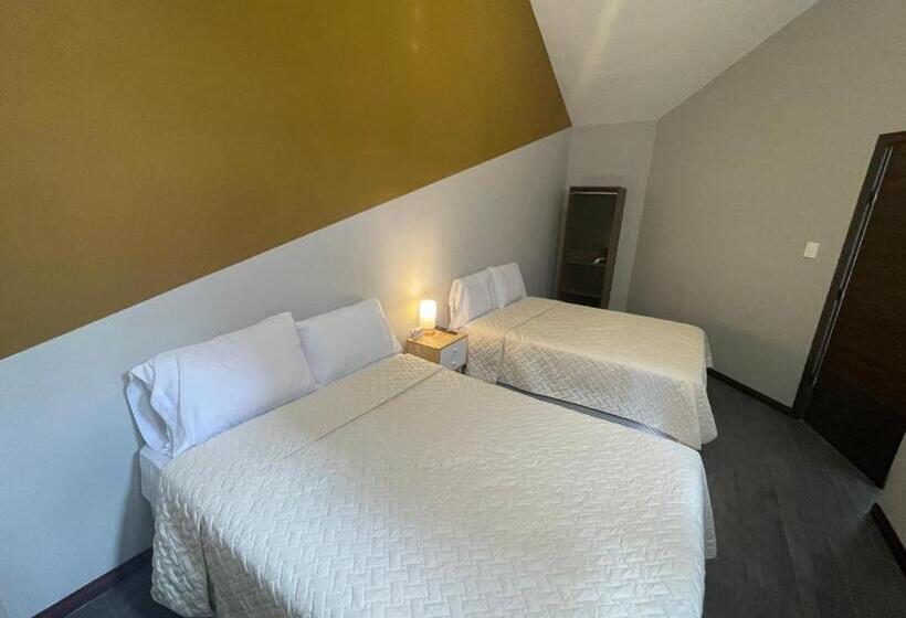 هتل Villas Santander