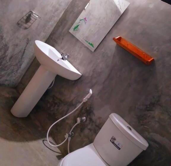 ペンション Hiriketiya Green Hill Home