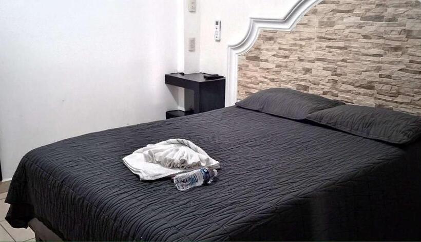 پانسیون Hostel Cuartos De Renta Nuevos Huasteca Potosina Wifi A/c