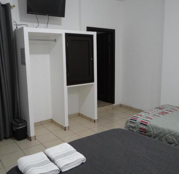 پانسیون Hostel Cuartos De Renta Nuevos Huasteca Potosina Wifi A/c