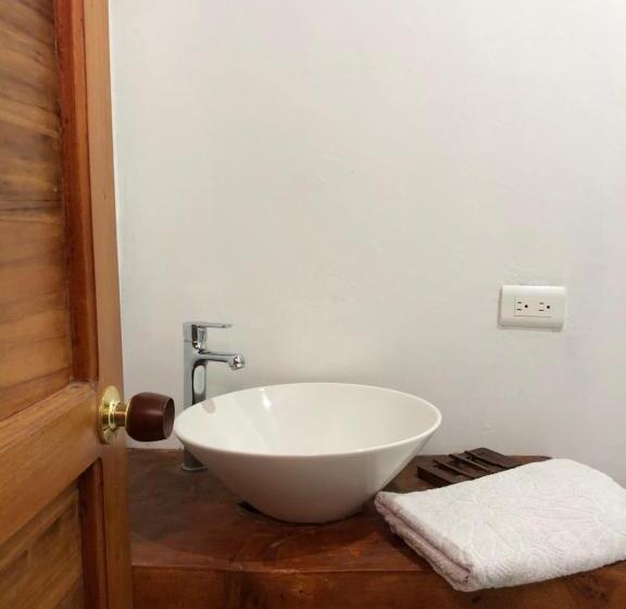 پانسیون Casa Palum Prívate Room Share Bathroom