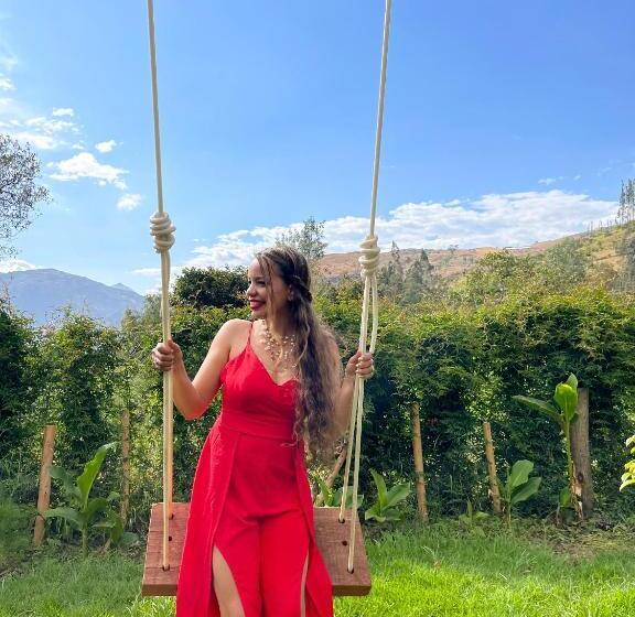 استراحتگاه Viscas Lodge