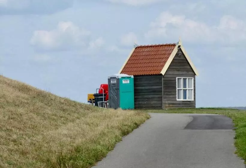 Aamiaismajoitus (B&B) Authentieke Privé Kamer Bij Karen