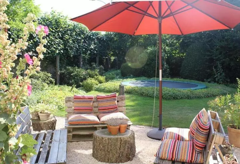 Aamiaismajoitus (B&B) Authentieke Privé Kamer Bij Karen