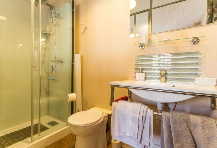 Bed and Breakfast La Maison Bleue