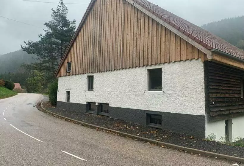 ベッドアンドブレックファースト Villa Valtin