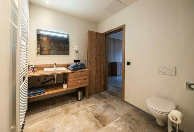 ベッドアンドブレックファースト Villa Valtin