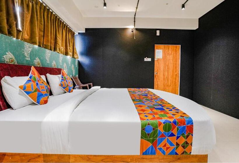 Fabhotel The Life, Surat Airport