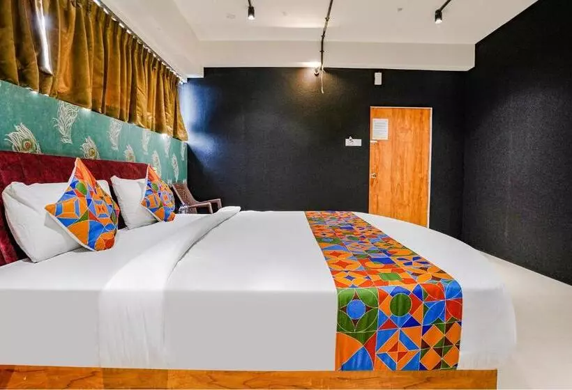 Fabhotel The Life, Surat Airport