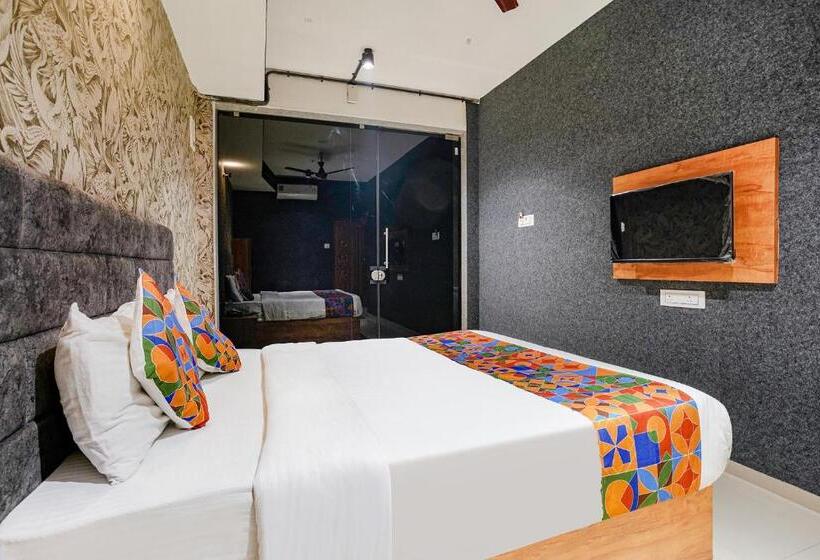 Fabhotel The Life, Surat Airport