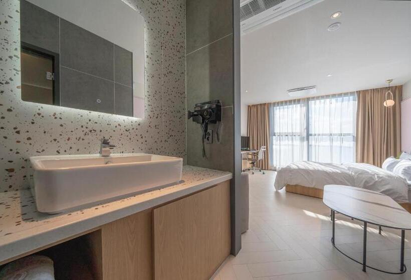 Hotel Brown Dot Siheung Geobuksum