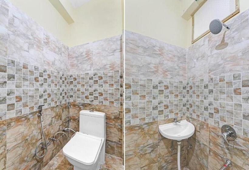 Отель O Sunrise Inn