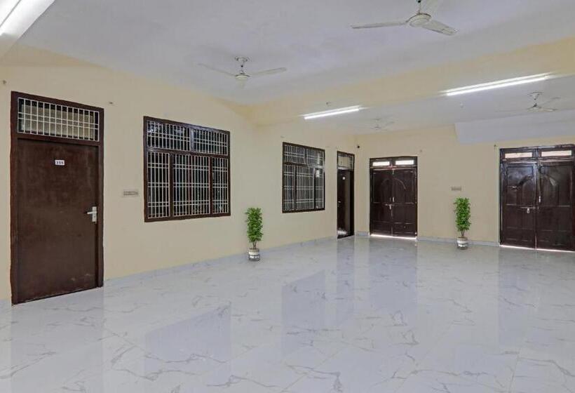 Отель O Sunrise Inn