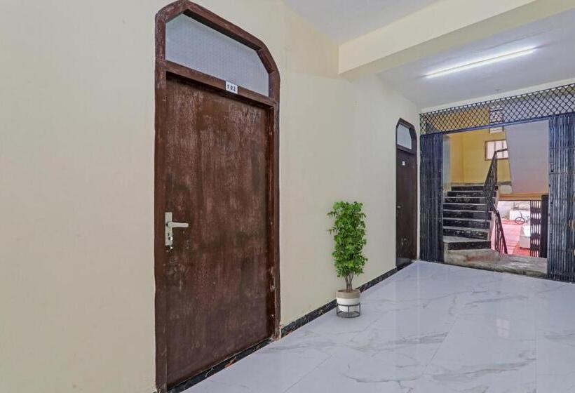 Отель O Sunrise Inn