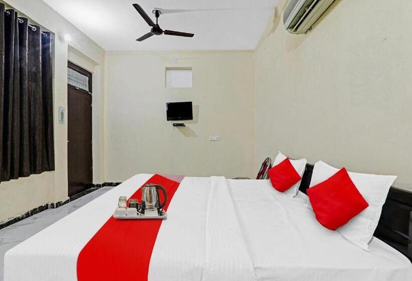 Отель O Sunrise Inn