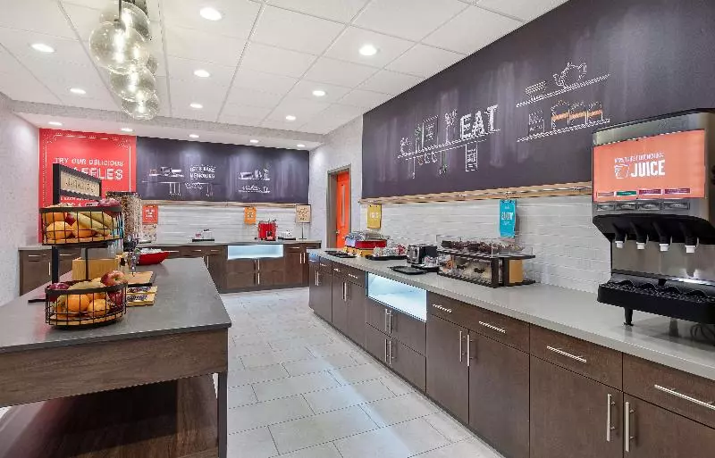 ホテル Hampton Inn Albertville