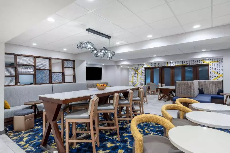 ホテル Hampton Inn Albertville